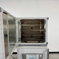 Eppendorf CellXpert Doublestack CO2 Incubator image 3
